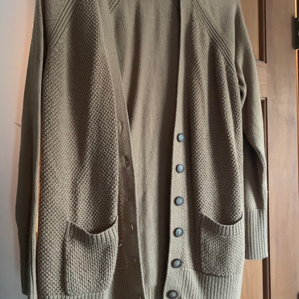 Sweater - Picture 2 of 2